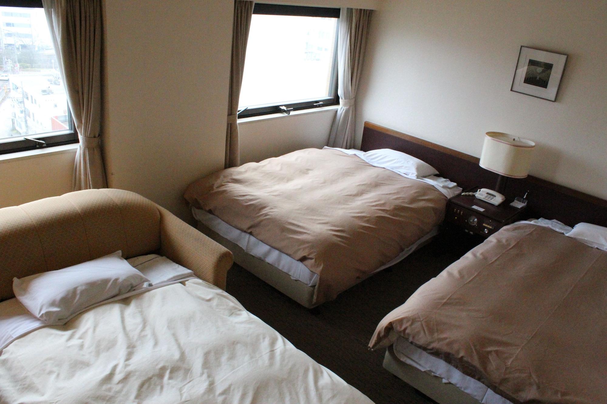 Hotel Grand Terrace Toyama Exterior photo